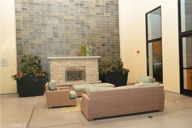 133 The Promenade N. North 115, Long Beach, CA 90802
