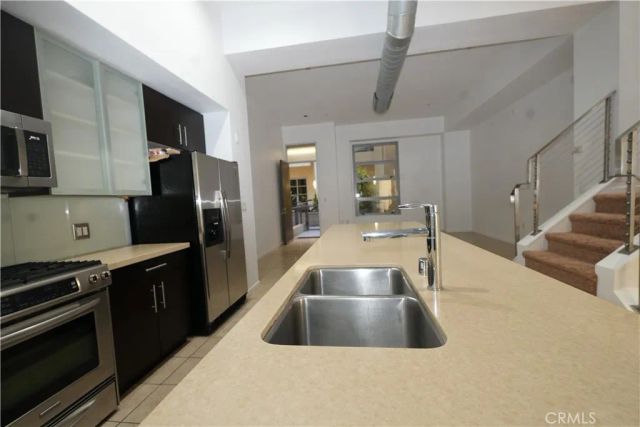 133 The Promenade N. North 115, Long Beach, CA 90802