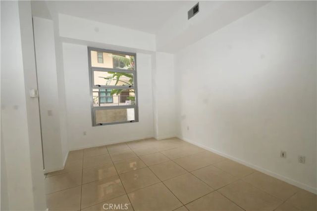 133 The Promenade N. North 115, Long Beach, CA 90802