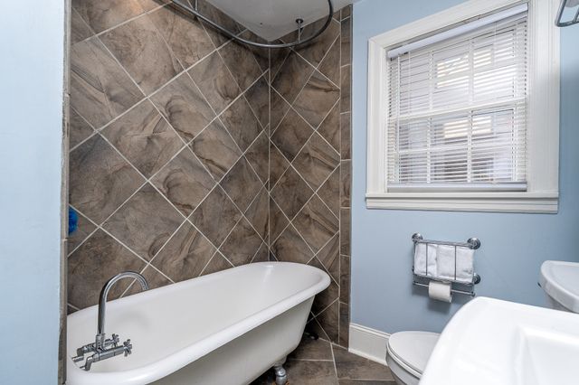 1402 Grandview Drive, Nashville, TN 37215