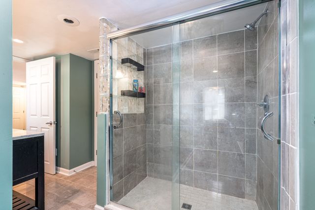 1402 Grandview Drive, Nashville, TN 37215