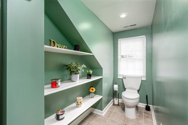 1402 Grandview Drive, Nashville, TN 37215