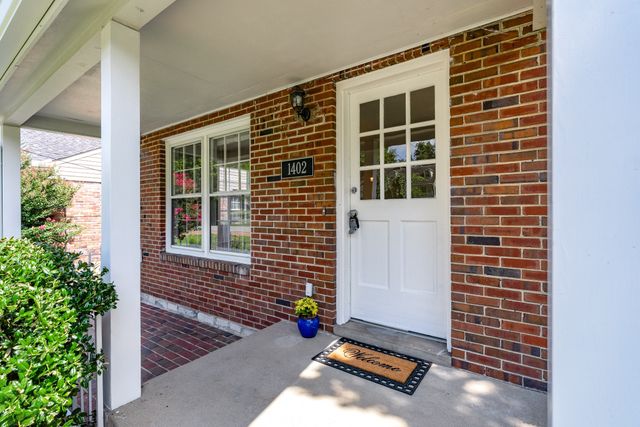 1402 Grandview Drive, Nashville, TN 37215