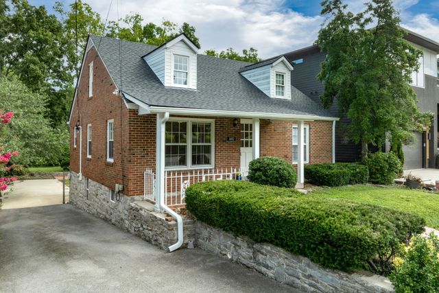 1402 Grandview Drive, Nashville, TN 37215