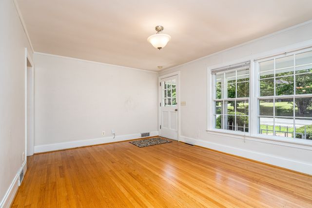 1402 Grandview Drive, Nashville, TN 37215
