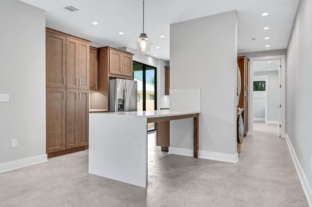 5612 Clay Ave A, Austin, TX 78756