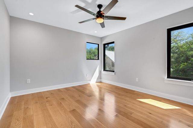 5612 Clay Ave A, Austin, TX 78756