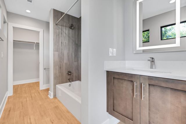 5612 Clay Ave A, Austin, TX 78756