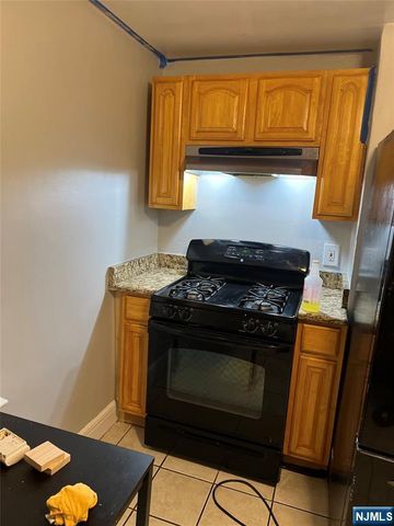 80 Crawford Street 2, East Orange, NJ 07018