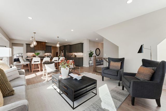 15764 Aquila Avenue, Savage, MN 55372