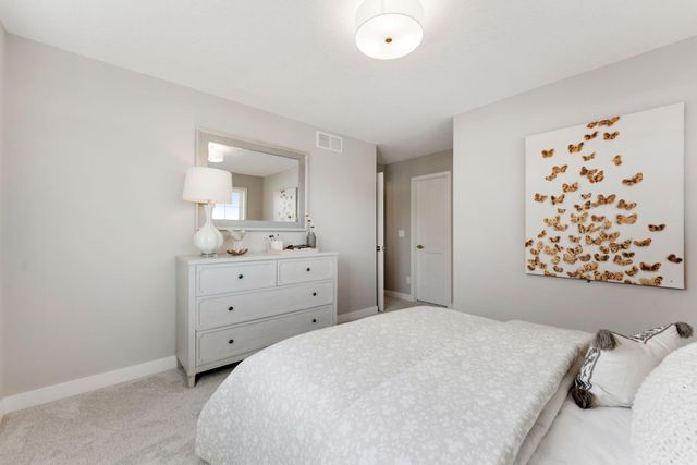 15764 Aquila Avenue, Savage, MN 55372