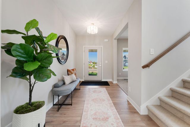 15764 Aquila Avenue, Savage, MN 55372