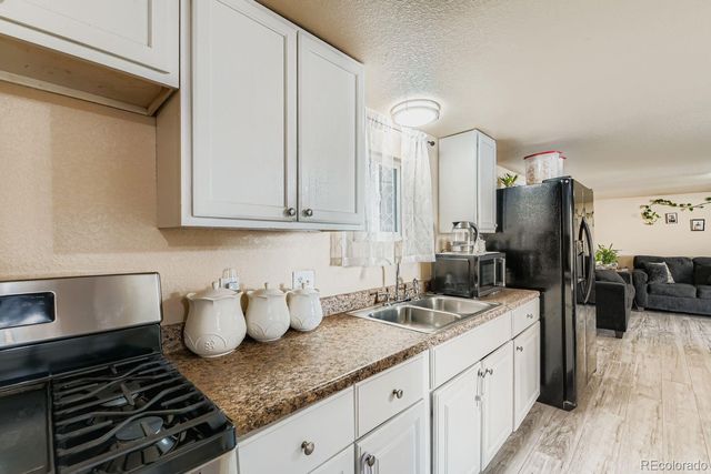 9100 Tejon Street, Denver, CO 80260