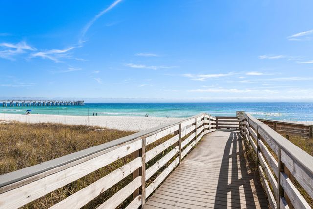 8515 Gulf Boulevard 11C, Navarre, FL 32566