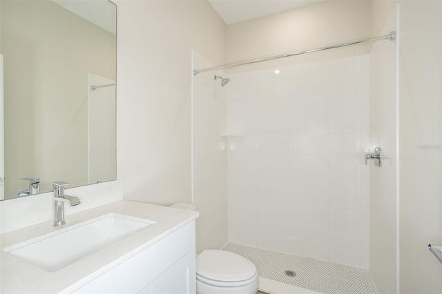33495 HAMMOCK BEACH WAY, Dade City, FL 33525