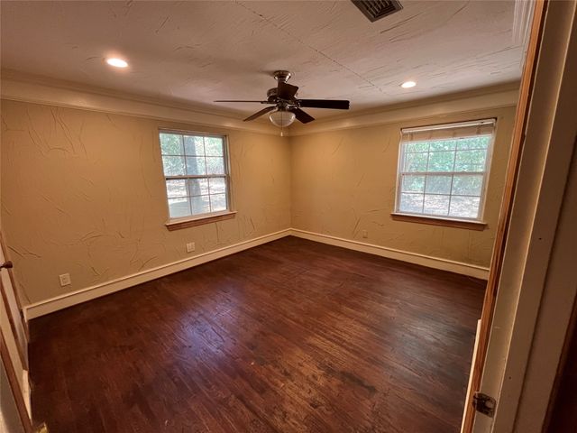 2320 Los Robles Drive, Grapevine, TX 76051