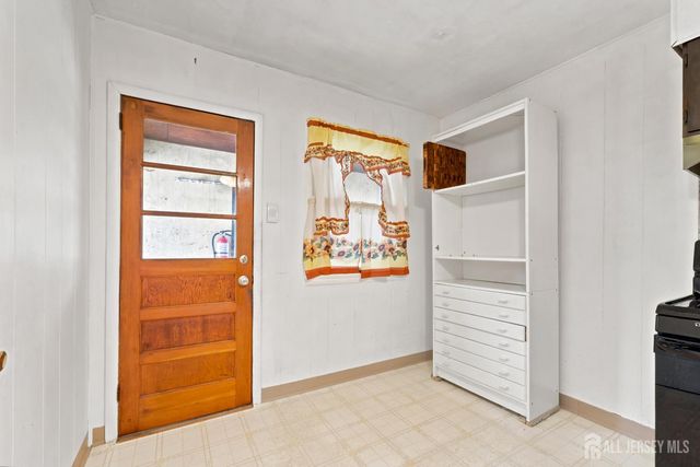 211 Martin Avenue, Clifton, NJ 07012