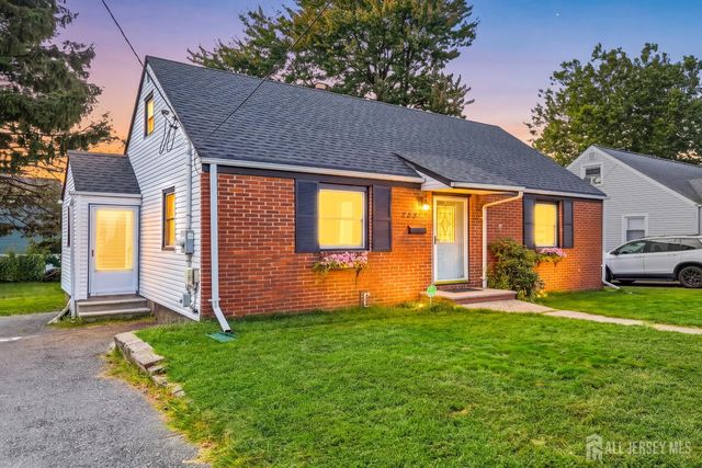 211 Martin Avenue, Clifton, NJ 07012