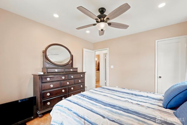 211 Martin Avenue, Clifton, NJ 07012