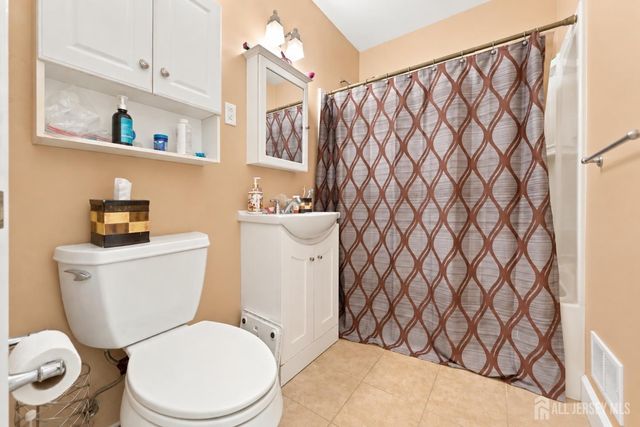 211 Martin Avenue, Clifton, NJ 07012