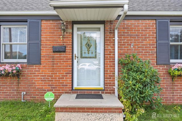 211 Martin Avenue, Clifton, NJ 07012