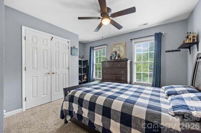 5501 Providence Glen Road, Charlotte, NC 28270