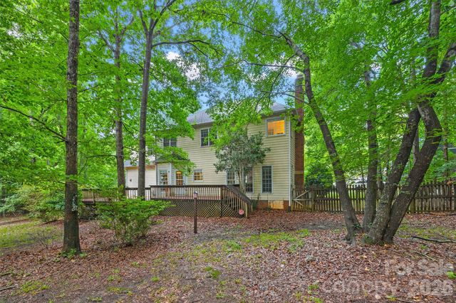 5501 Providence Glen Road, Charlotte, NC 28270