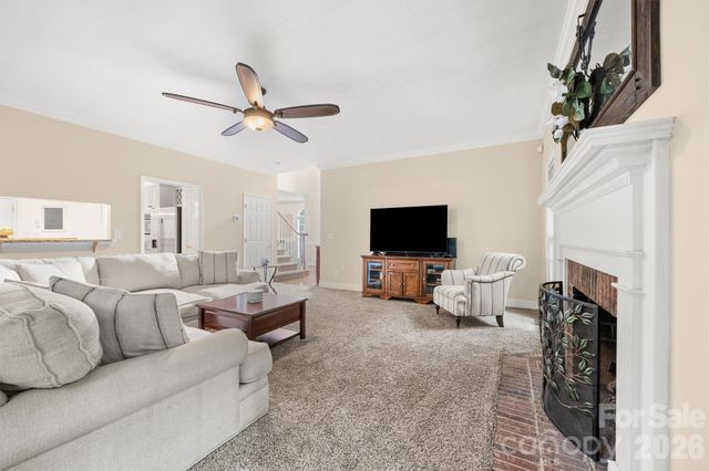 5501 Providence Glen Road, Charlotte, NC 28270