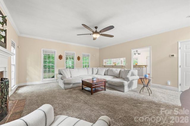 5501 Providence Glen Road, Charlotte, NC 28270
