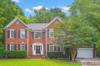 5501 Providence Glen Road, Charlotte, NC 28270