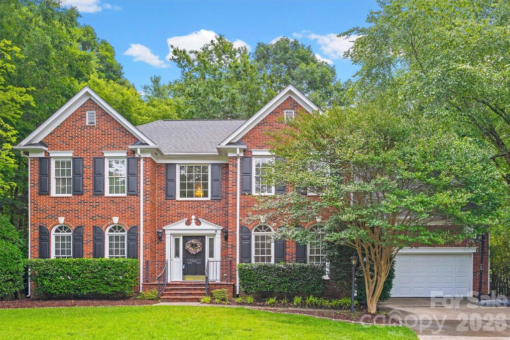 5501 Providence Glen Road, Charlotte, NC 28270