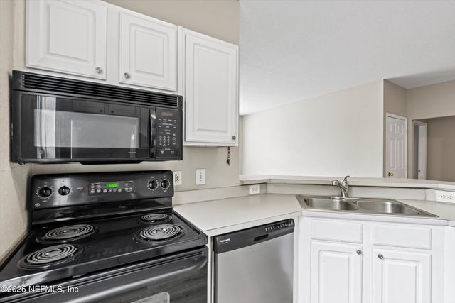13700 RICHMOND PARK Drive N 701, Jacksonville, FL 32224