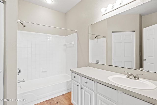 13700 RICHMOND PARK Drive N 701, Jacksonville, FL 32224