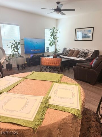 492 Waterfall Cove Court, Henderson, NV 89002