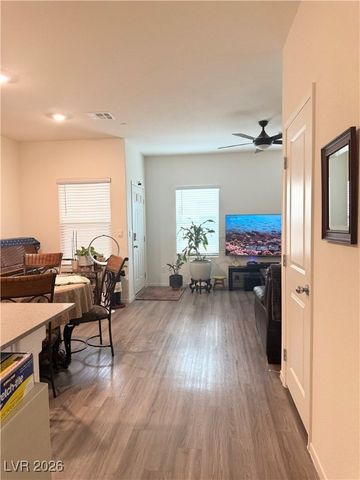 492 Waterfall Cove Court, Henderson, NV 89002