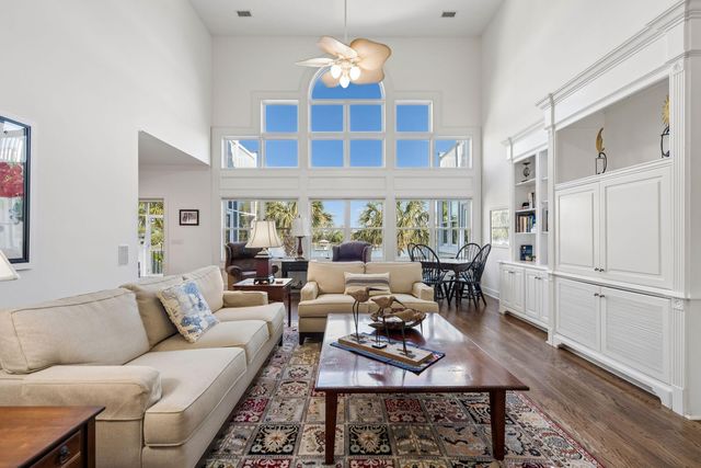 16 Intracoastal Court, Isle Of Palms, SC 29451