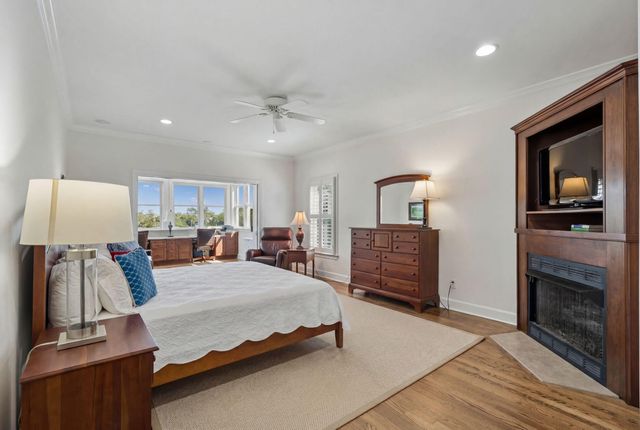 16 Intracoastal Court, Isle Of Palms, SC 29451