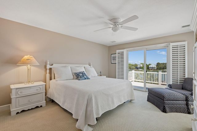 16 Intracoastal Court, Isle Of Palms, SC 29451