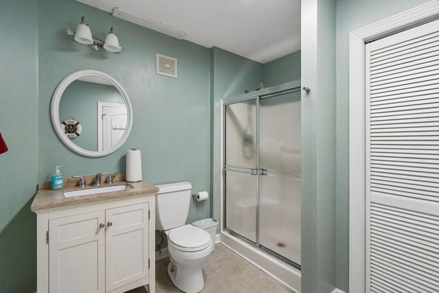 16 Intracoastal Court, Isle Of Palms, SC 29451