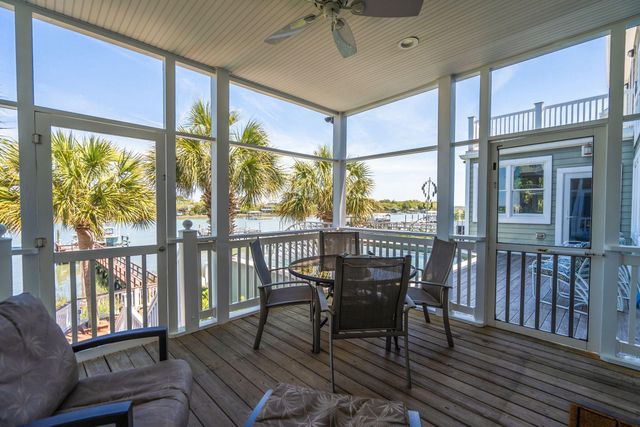 16 Intracoastal Court, Isle Of Palms, SC 29451