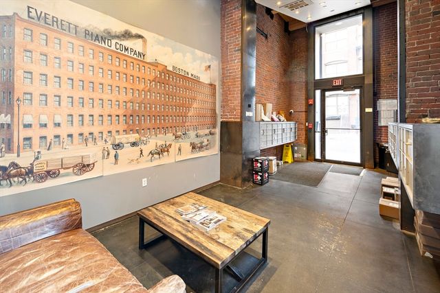 90 Wareham St 306, Boston, MA 02118