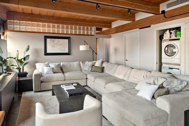 90 Wareham St 306, Boston, MA 02118