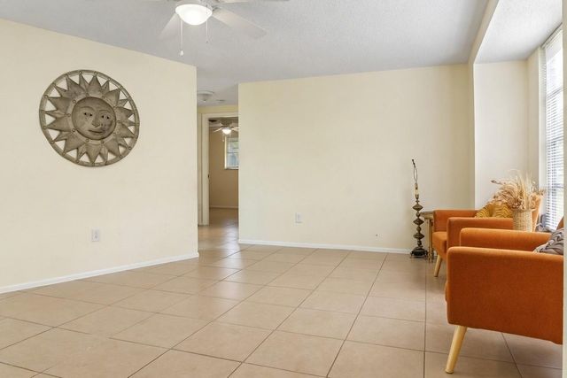 340 PERIWINKLE ROAD, Venice, FL 34293