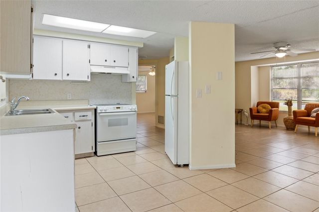 340 PERIWINKLE ROAD, Venice, FL 34293