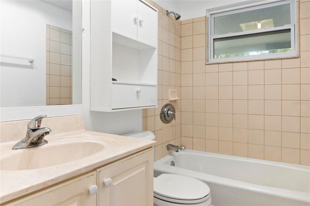 340 PERIWINKLE ROAD, Venice, FL 34293