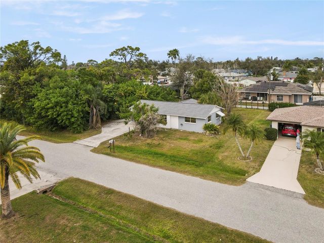 340 PERIWINKLE ROAD, Venice, FL 34293