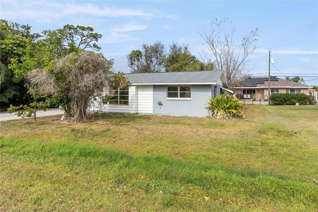 340 PERIWINKLE ROAD, Venice, FL 34293