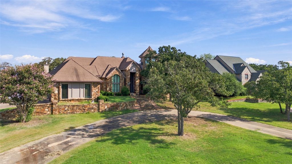 4825 W Oak Leaf Drive, Tulsa, OK 74132