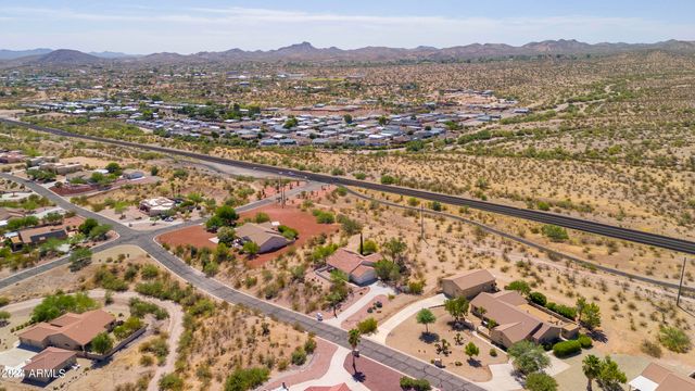 2825 W PINTO Place, Wickenburg, AZ 85390