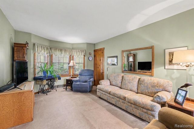2408 Calumet Street, Flint, MI 48503